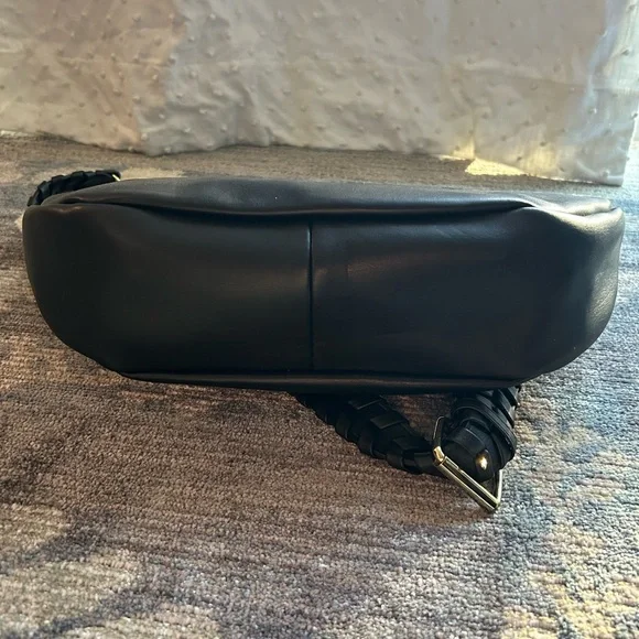 Jules Kae Black Crossbody Bag - Picture 4 of 7